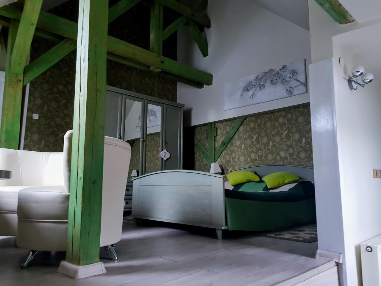 Hotel Pod Zamkiem Олщин Екстериор снимка